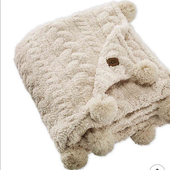LAST ONE! UGG® Monroe Chenille Throw BlanketBirch - Picture 5 of 6